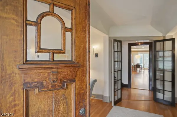 108 Maplewood Ave, Maplewood Twp., NJ 07040