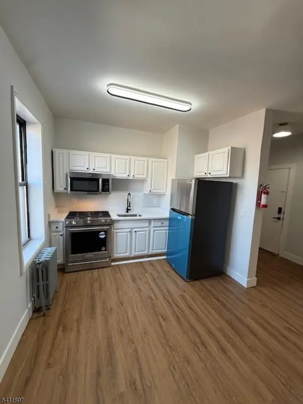 433 Lincoln Ave #B8, City Of Orange Twp., NJ 07050