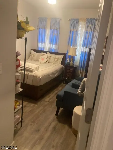 131-133 Delancy St, Newark City, NJ 07105