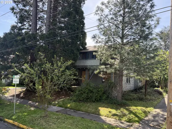 1410 E 20TH AVE, Eugene, OR 97403