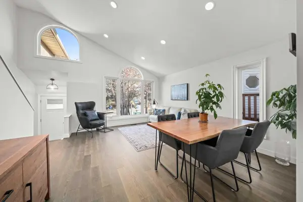 51 Hunters CRES, Okotoks, AB T1S1M2