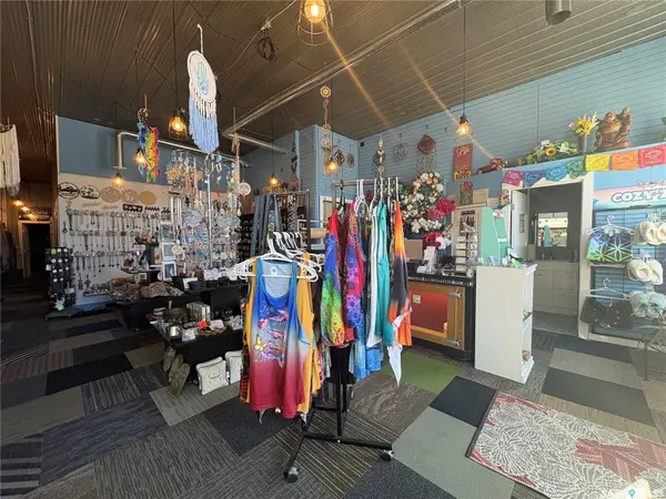 214 3rd AVENUE W, Melville, SK S0A 2P0