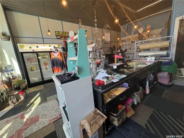 214 3rd AVENUE W, Melville, SK S0A 2P0