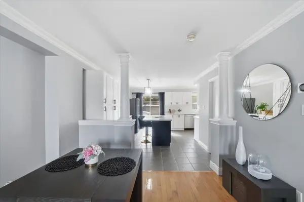 91 Benjamin CRES, Orangeville, ON L9W 5J3