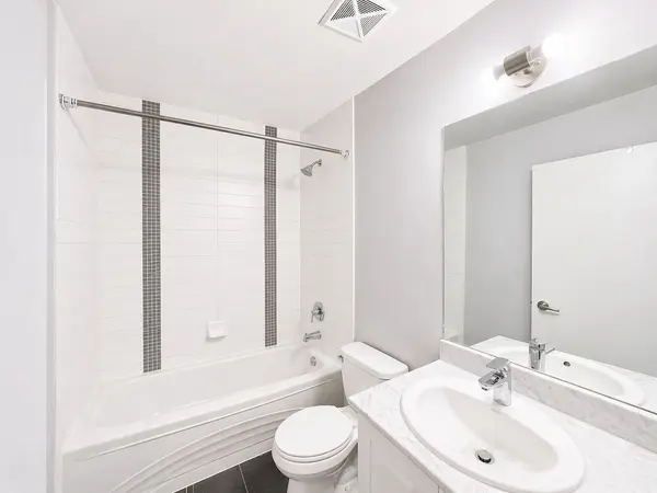 4070 Confederation Pkwy #504, Mississauga, ON L5B 0E9