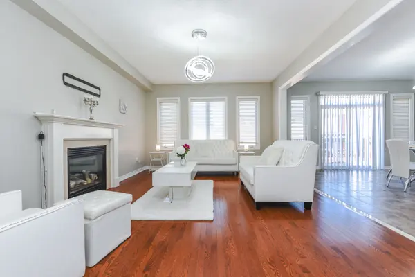 5 Amy AVE, Brampton, ON L6P 3L7