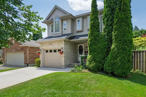 623 Thornwood CT, London North, ON N6H 5J5