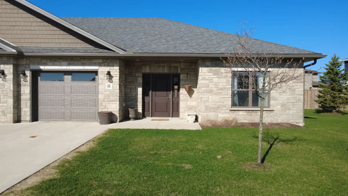 1050 Waterloo ST #11, Saugeen Shores, ON N0H 2C3