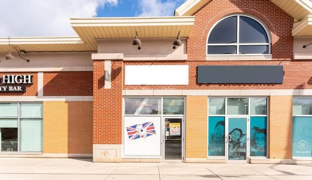 70 Livingston AVE #2, Grimsby, ON L3M 1K9