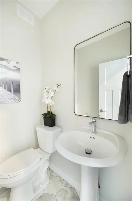 128 Kingshead RD, Niverville, MB R0A 0A1