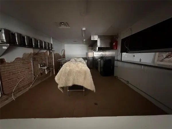 218 S Main Street, Kemp, TX 75143