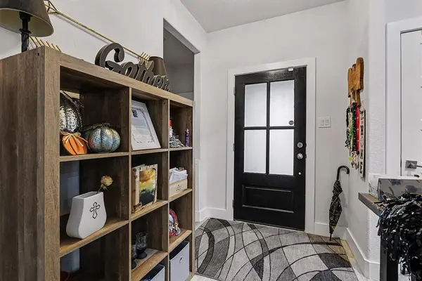 220 Poinsetta Drive, Palmer, TX 75152