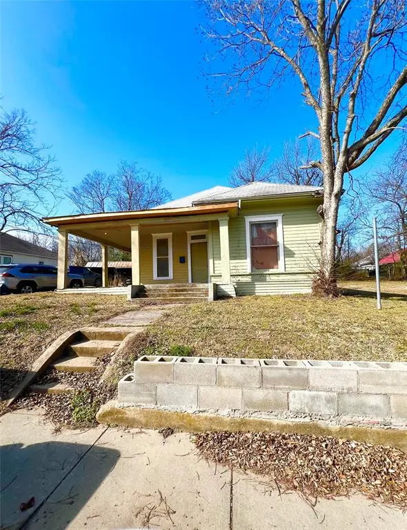 1414 Wesley Street, Greenville, TX 75401