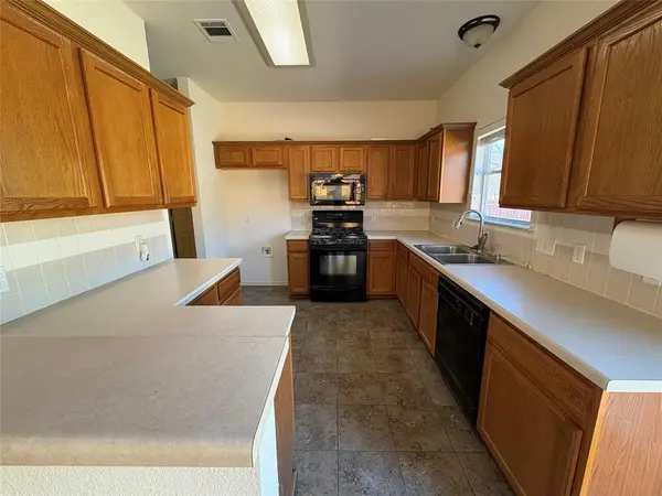 1440 Thibodeaux Drive, Round Rock, TX 78664