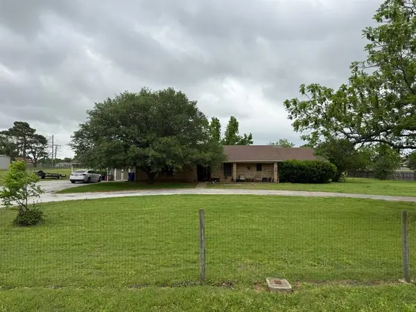 119 Wildwood Court, Mansfield, TX 76063