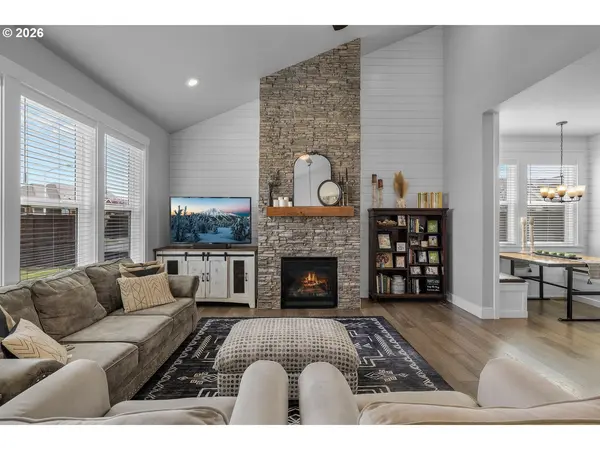 4309 SW BADGER CREEK DR, Redmond, OR 97756