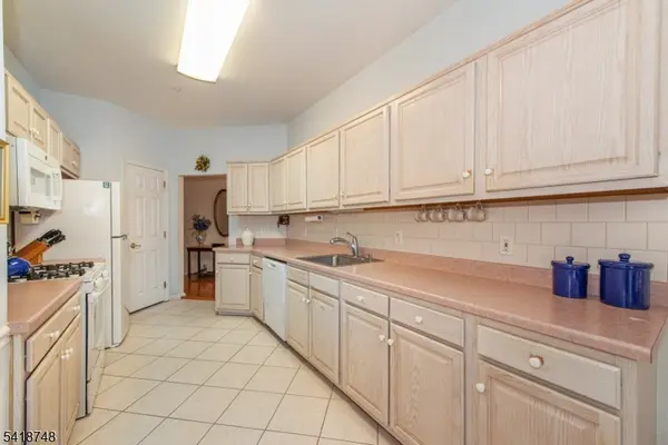 2304 Clinton Ln #2304, Rockaway Twp., NJ 07866