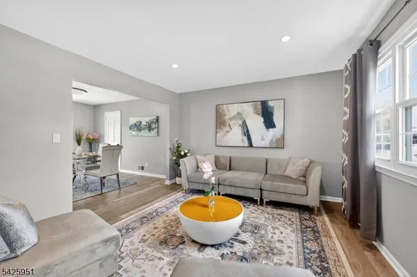 16 Devonshire Ter, Mount Olive Twp., NJ 07836