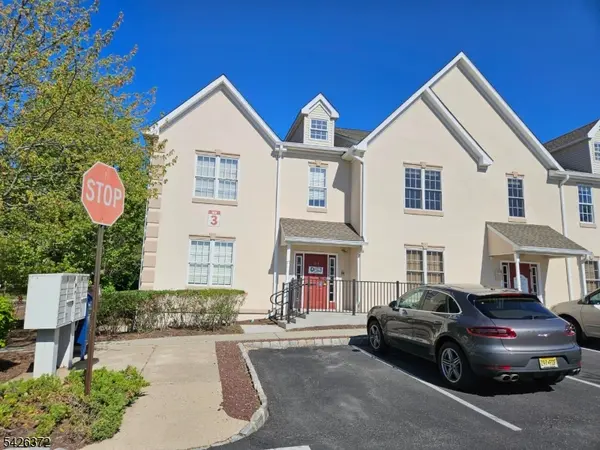 4 Walter E Foran Blvd, Raritan Twp., NJ 08822