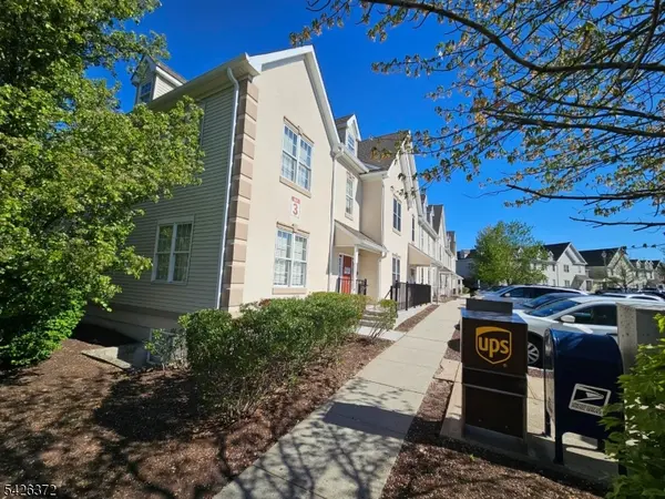 4 Walter E Foran Blvd, Raritan Twp., NJ 08822