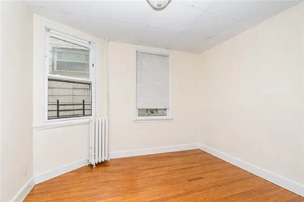 380 Saint Mark's PL #1, Staten  Island, NY 10301