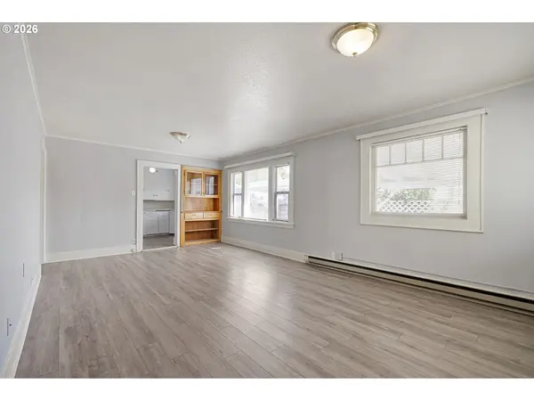 2421 KINCAID ST, Eugene, OR 97405