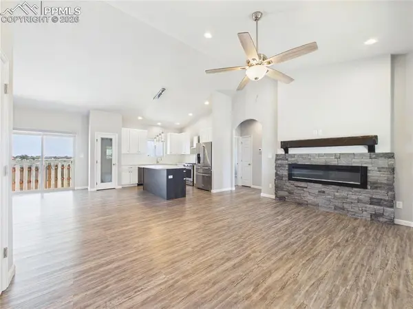 5508 Mark Twain LN, Pueblo, CO 81008