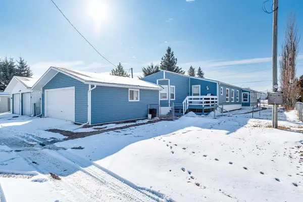 154 Devilder, Trochu, AB T0M2C0