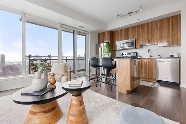 225 Sackville ST #2503, Toronto C08, ON M5A 0B9