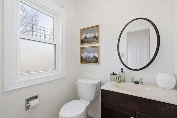 35 Gates CRES, Ajax, ON L1S 7E6