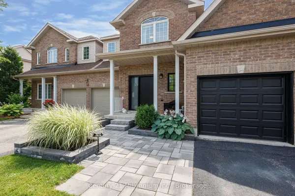 14 Thomas DR, Collingwood, ON L9Y 0A6