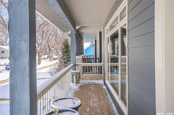 502 4TH STREET E, Saskatoon, SK S7H 1J7