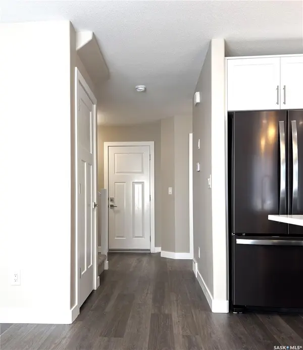 371 Childers CRESCENT, Saskatoon, SK S7L 4L1