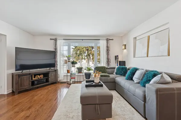 35 Algonquin BLVD #Main, Brampton, ON L6T 1R7