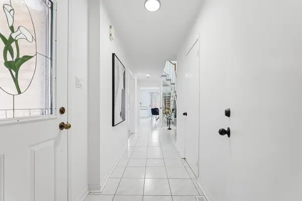 26 Braemore RD, Brampton, ON L6X 1E5