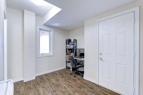 12 Gatlin ST, Brampton, ON L6Y 0R6