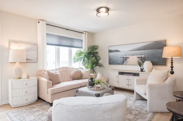 1025 Nadalin HTS #12, Milton, ON L9T 8R3