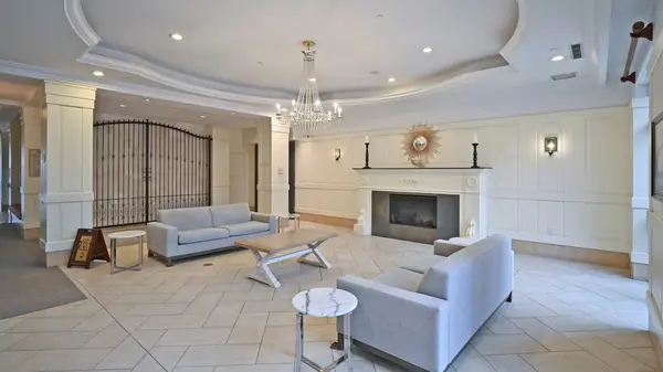 710 Humberwood BLVD #2314, Toronto W10, ON M9W 7J5