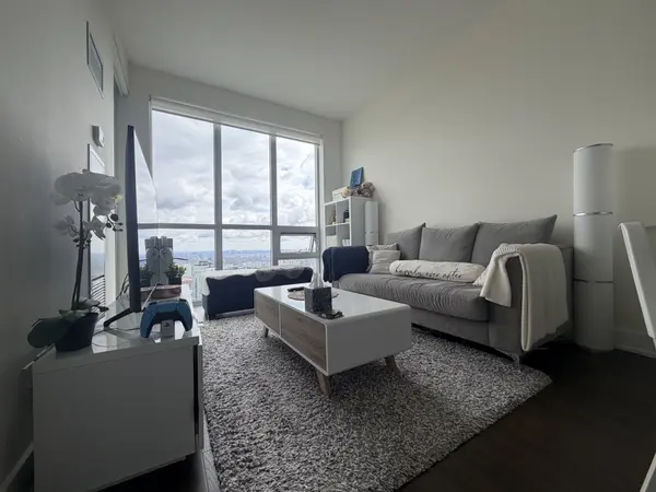 4011 Brickstone Mews #4806, Mississauga, ON L5B 0G3