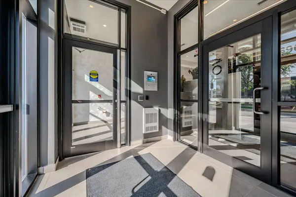 690 King ST W #202, Waterloo, ON N2H 5L8