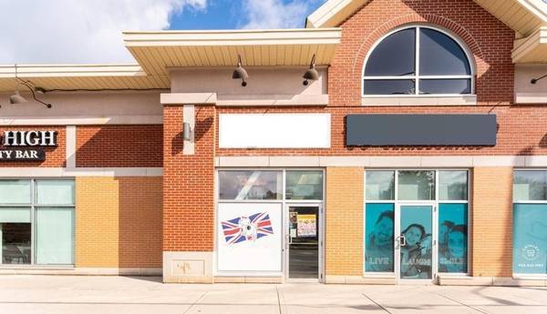 70 Livingston AVE #2, Grimsby, ON L3M 1K9