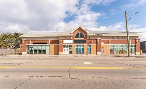 70 Livingston AVE #2, Grimsby, ON L3M 1K9