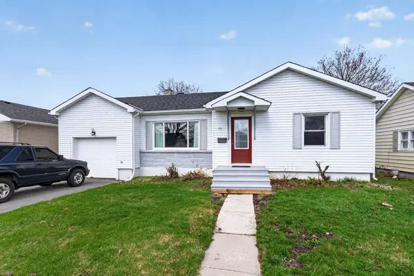 11 Gray AVE, South Stormont, ON K0C 1P0