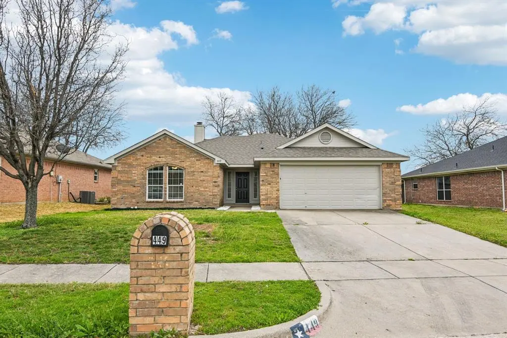 449 Cambridge Drive, Saginaw, TX 76179