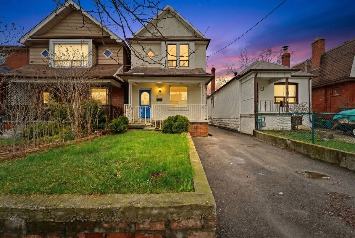 49 Holland Park AVE, Toronto C03, ON M6C 1M2