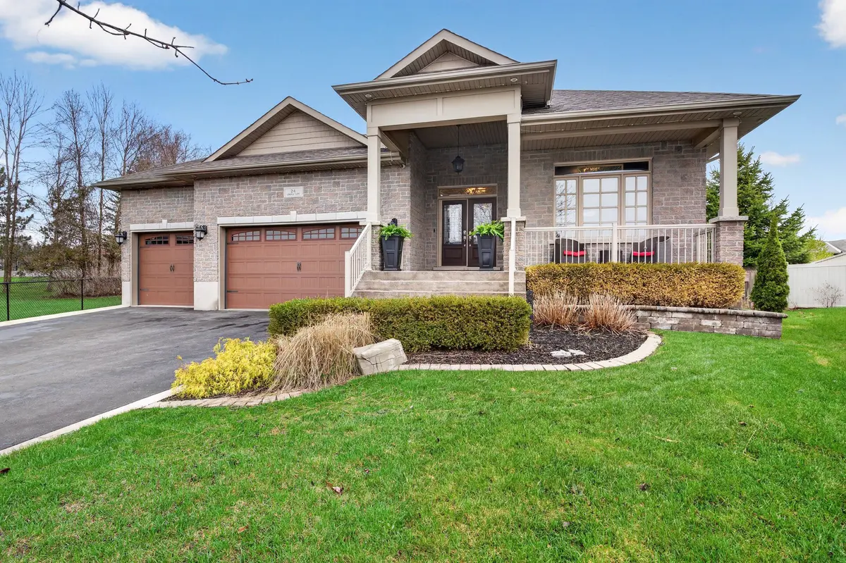 24 ADMIRAL'S CT, Loyalist, ON K0H 1G0