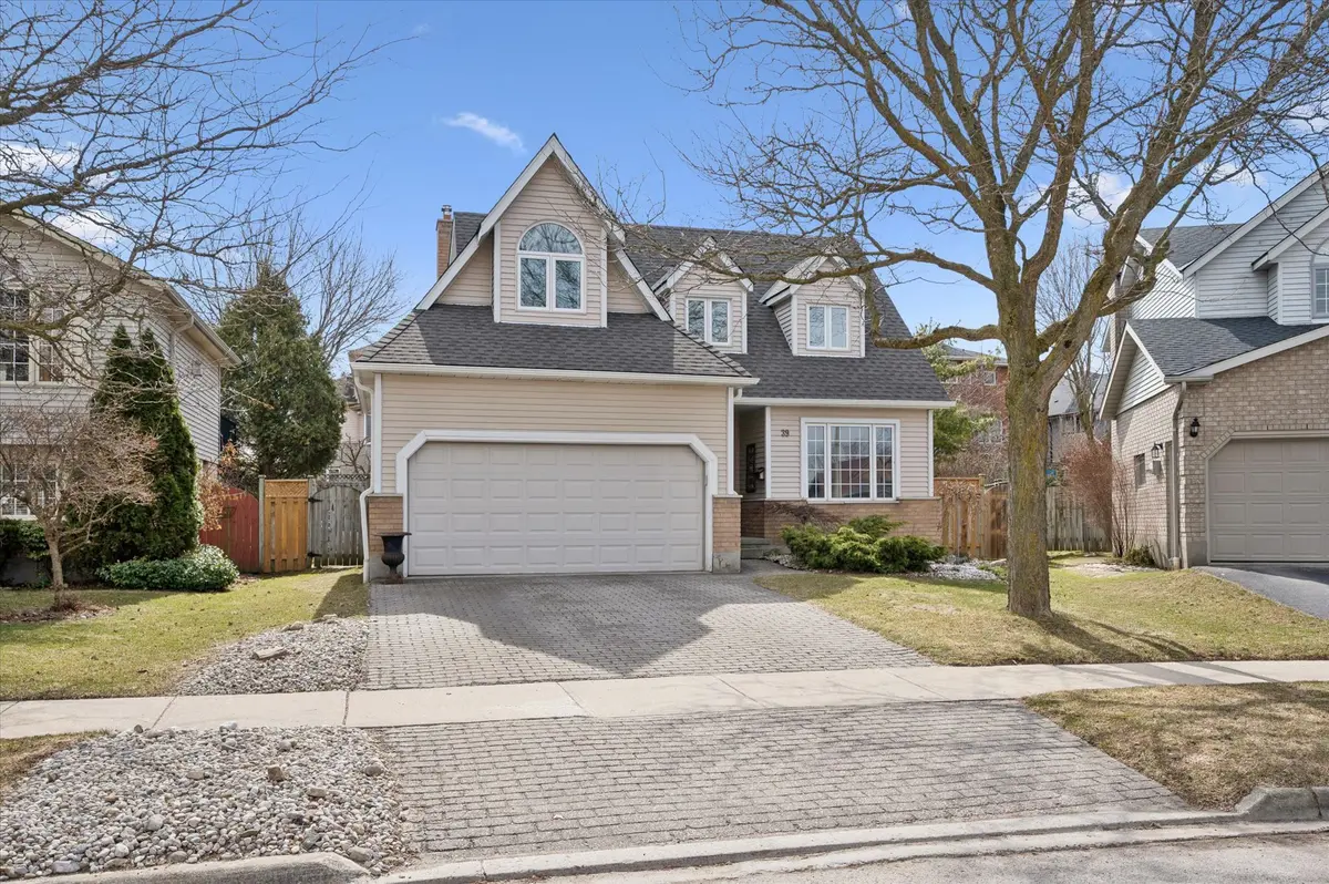 39 Celia CRES, Guelph, ON N1G 4R4