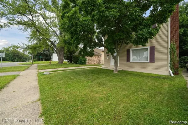 23709 W CHICAGO, Redford Charter Township, MI 48239