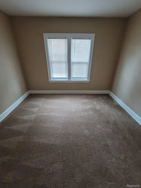 15835 Cruse ST, Detroit, MI 48227