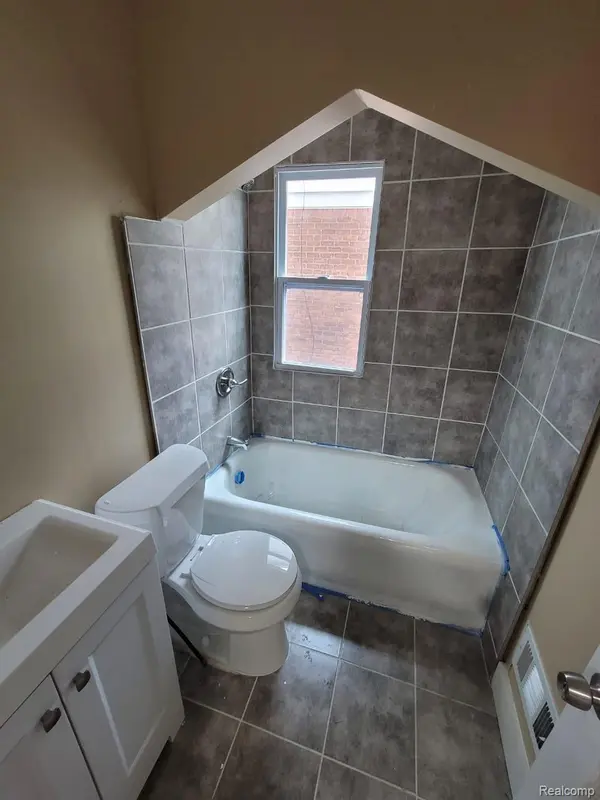 15835 Cruse ST, Detroit, MI 48227